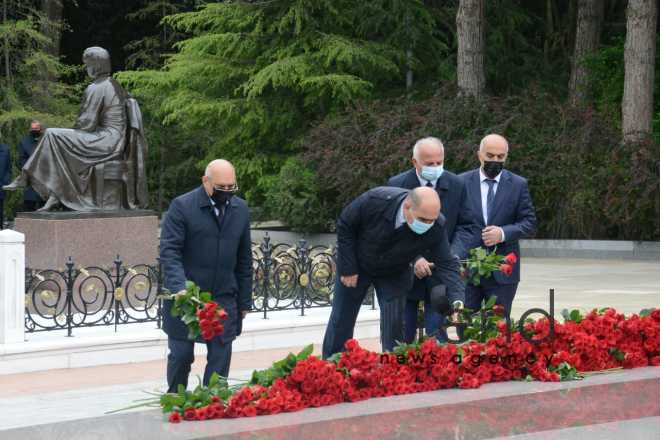 Public reps of Azerbaijan paying tribute to late National Leader Heydar Aliyev.Azerbaijan Baku May 10 2021